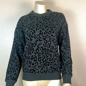 Women’s Eddie Bauer XS EXTRA SMALL oversized Cheetah Print Crewneck Sweatshirt